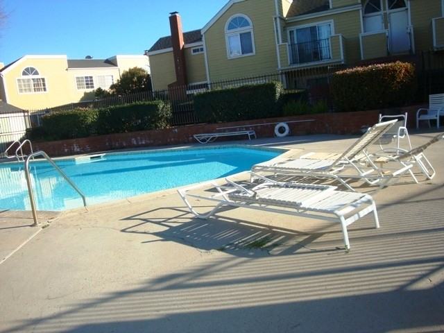 2489 Country Ln - Photo 2 of 13