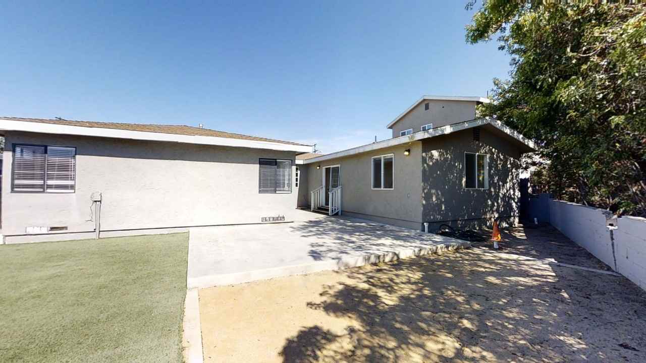 5232 E Falls View Dr - Photo 5 of 21