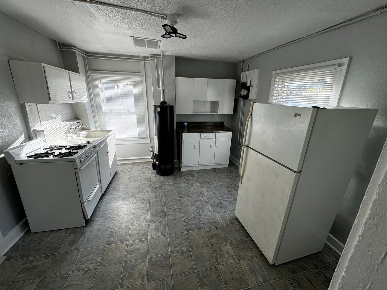 1519 N Ripley St - Photo 5 of 16