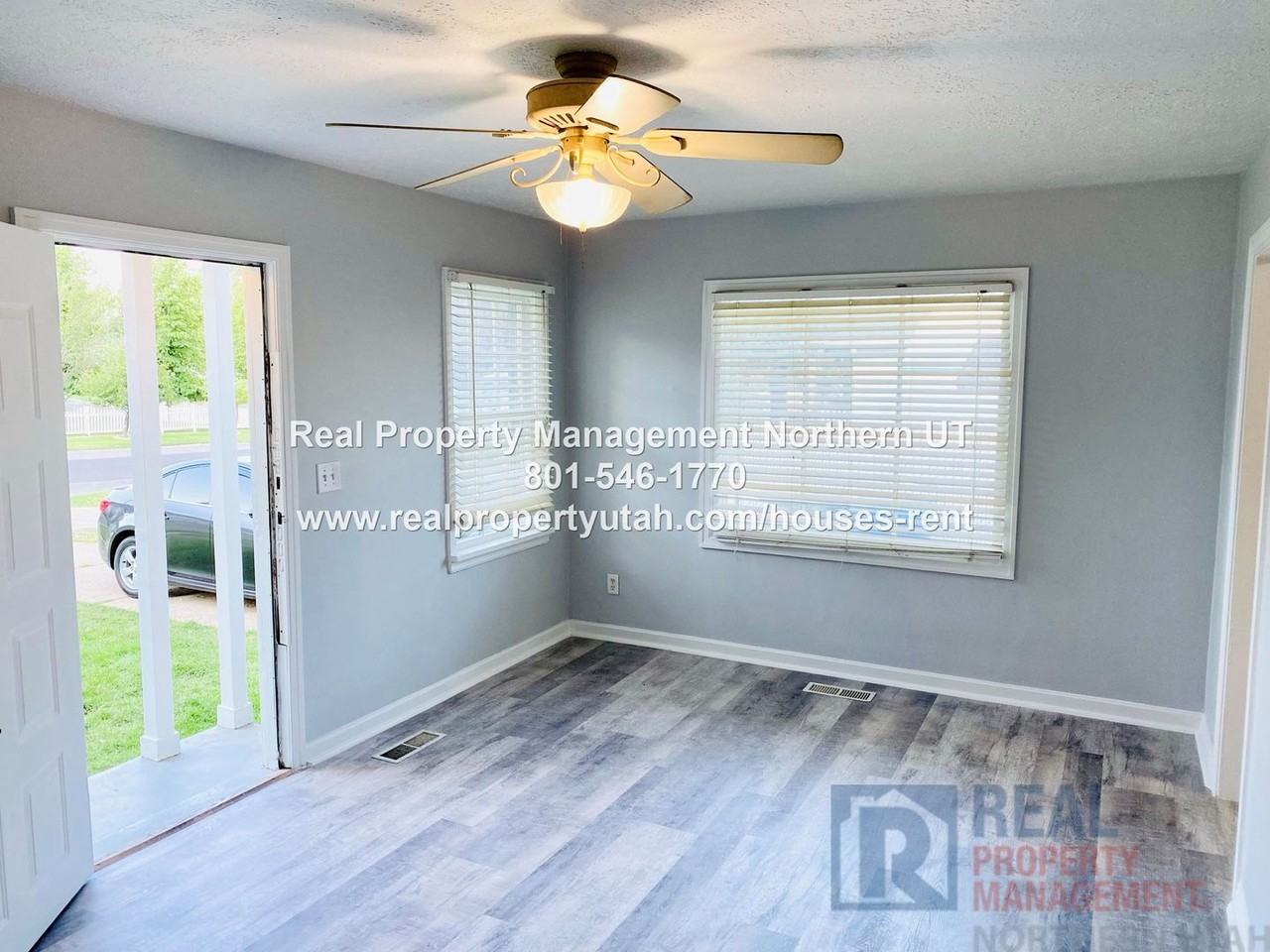 1370 23rd St - Photo 2 of 26