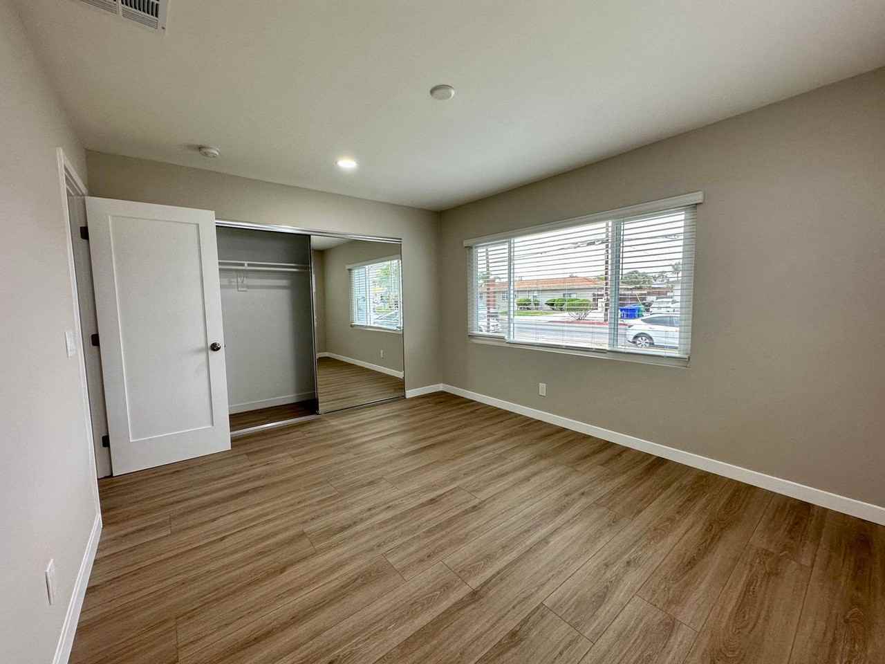 5051 Campanile Dr - Photo 6 of 19