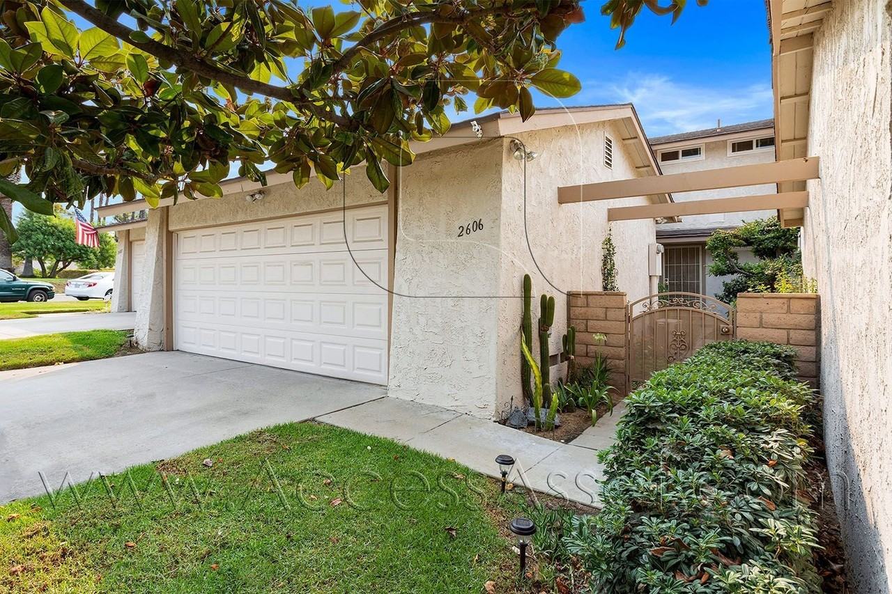 2606 Mangrove Way - Photo 2 of 26