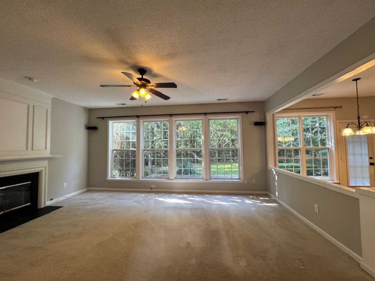 2808 Kentshire Pl - Photo 7 of 21