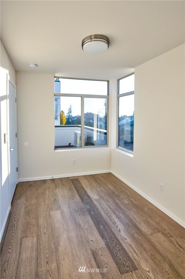 1829 Nw 85th St - Photo 5 of 14
