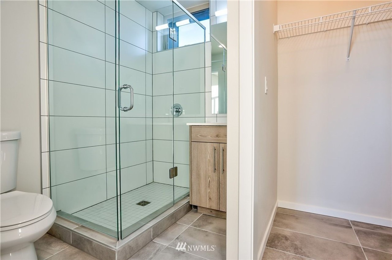 1829 Nw 85th St - Photo 7 of 14