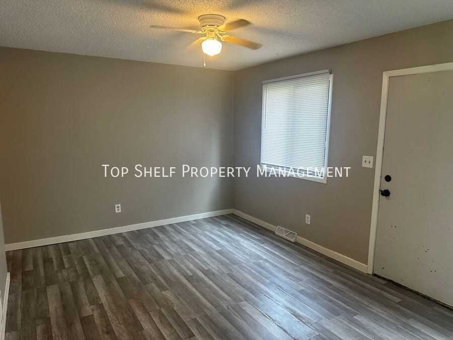 2822 Garfield Ave - Photo 3 of 10