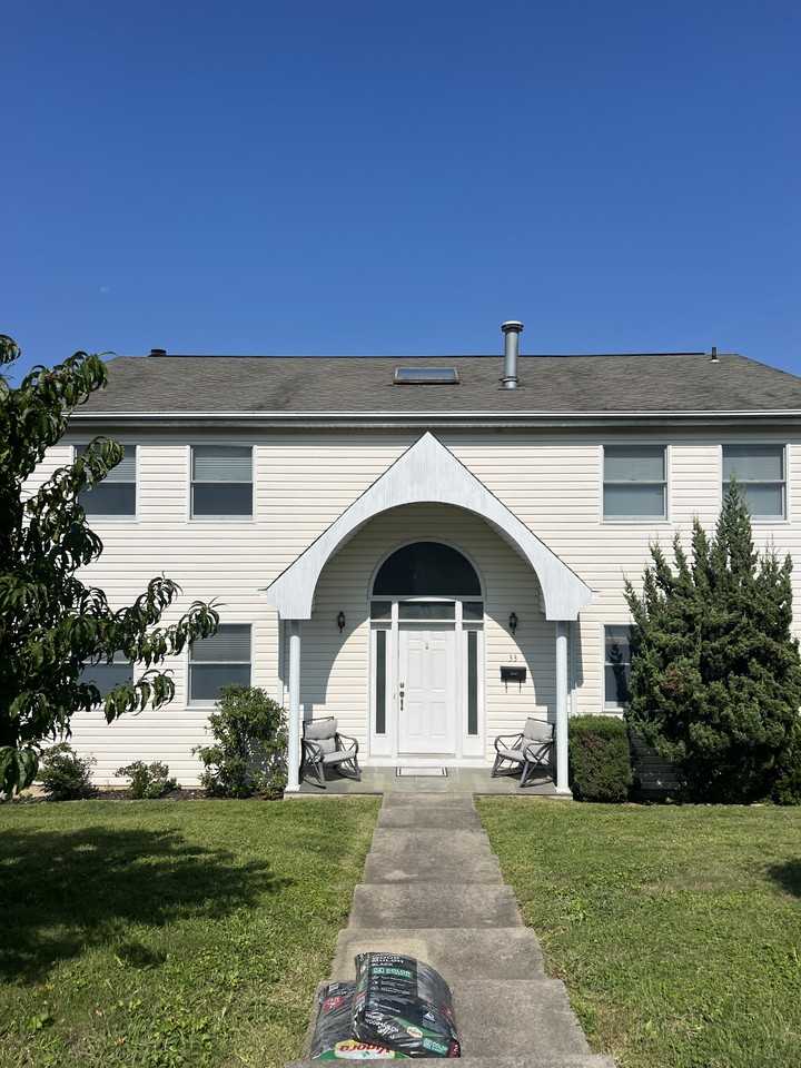 33 Gainsborg Ave E #NA - Photo 5 of 18