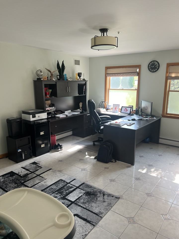 33 Gainsborg Ave E #NA - Photo 7 of 18