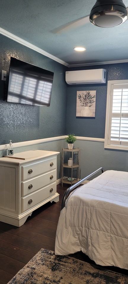 870 E Morgan St #A - Photo 3 of 17