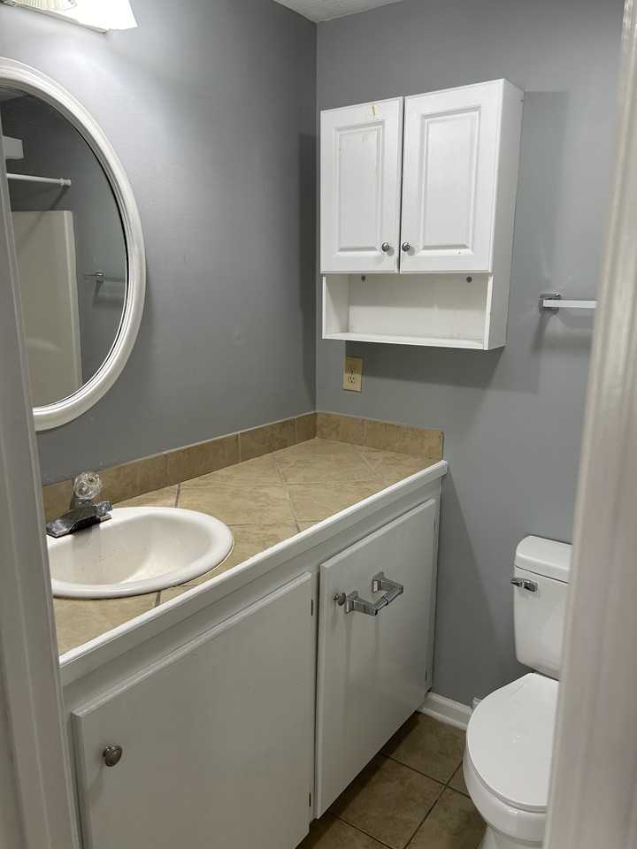 411 E Dumplin Valley Rd #1 - Photo 5 of 14