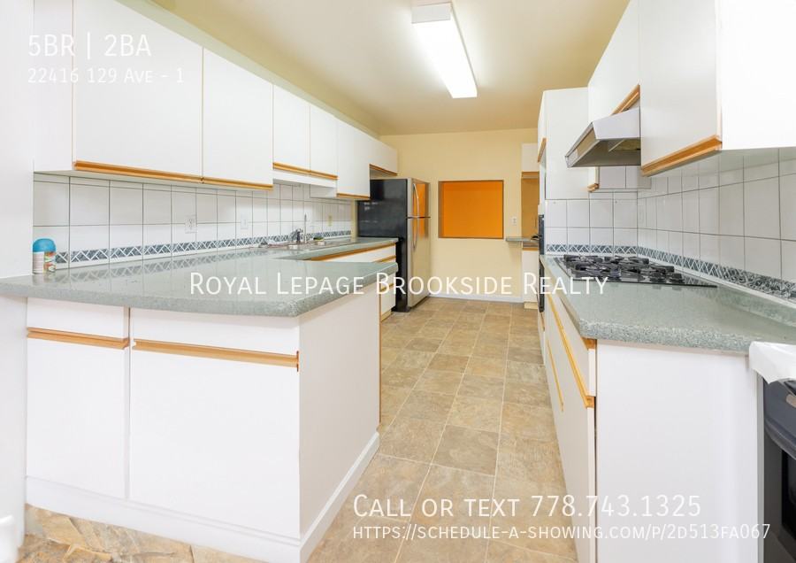 22416 129 Ave #1 - Photo 3 of 29