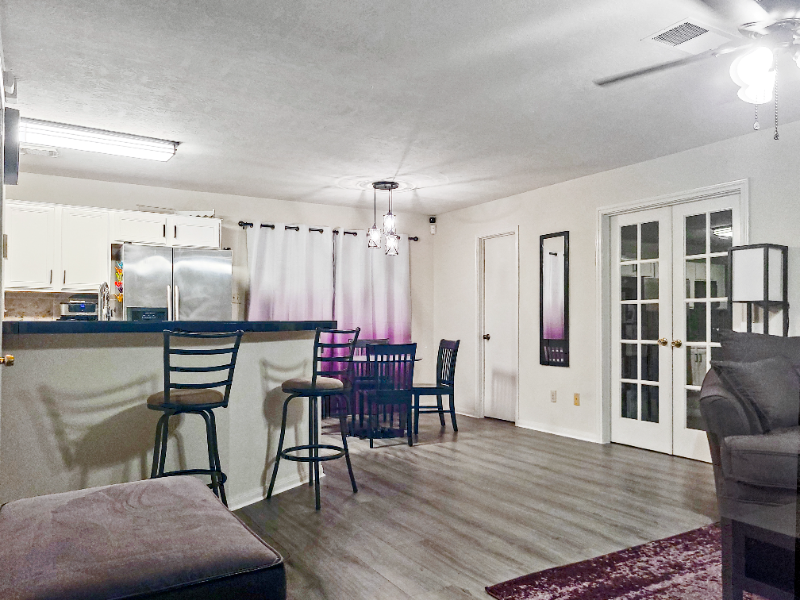 1114 Saulnier Cir - Photo 2 of 16