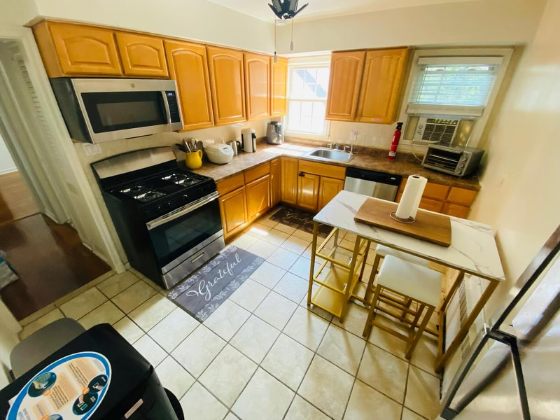 306 Delancey Ave #2ndFL - Photo 3 of 19
