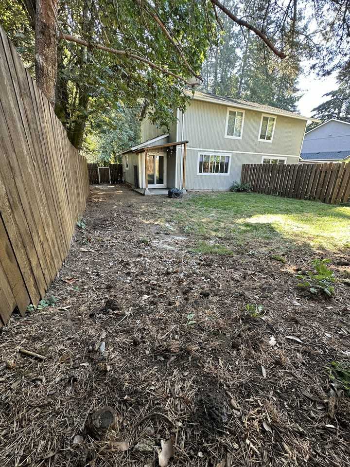 605 Andrew Street, Unit B - Photo 6 of 13