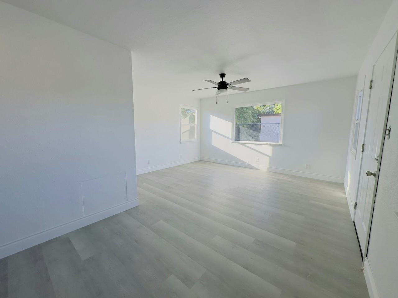 233 East Nicolet Street, Unit 233 - Photo 2 of 6