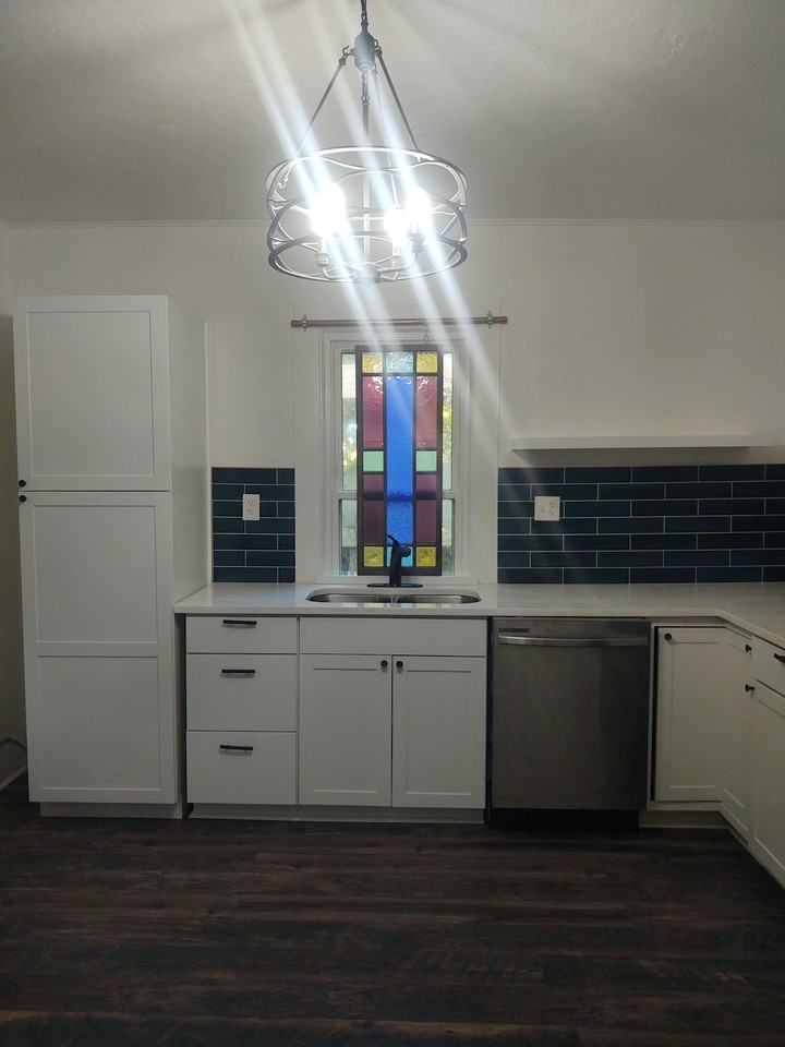 208 Linwood Avenue - Photo 6 of 13