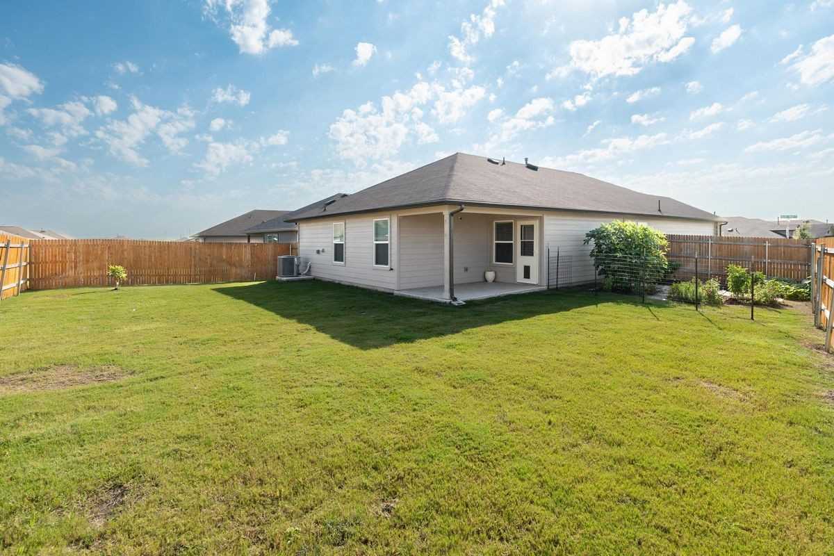 105 Black Wolf Run - Photo 3 of 25