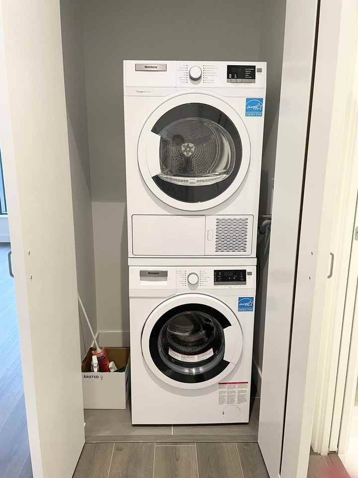 8181 Chester St #101 - Photo 6 of 16