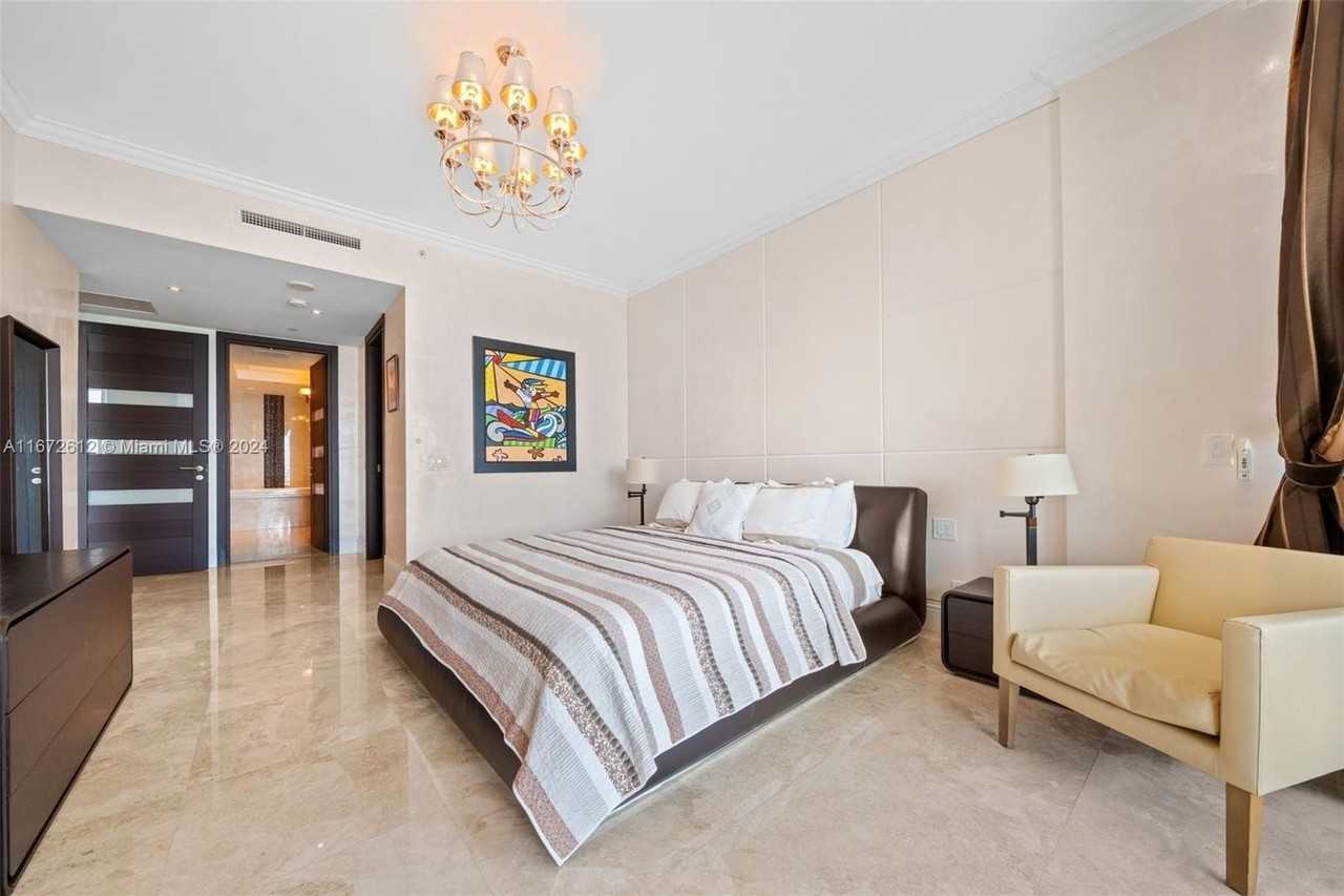 10295 Collins Avenue #1605 - Photo 6 of 50