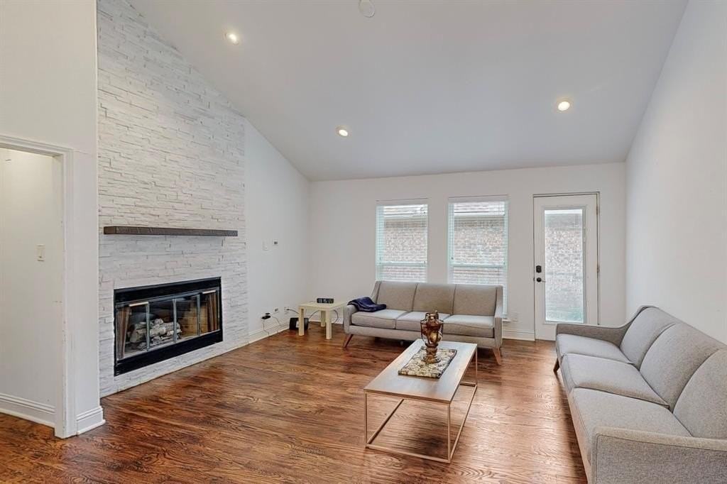 4017 La Costa Ct - Photo 5 of 40