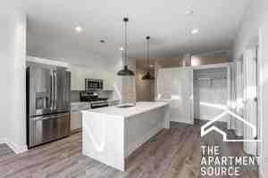 featured image of 2247 W Lawrence Ave #2
