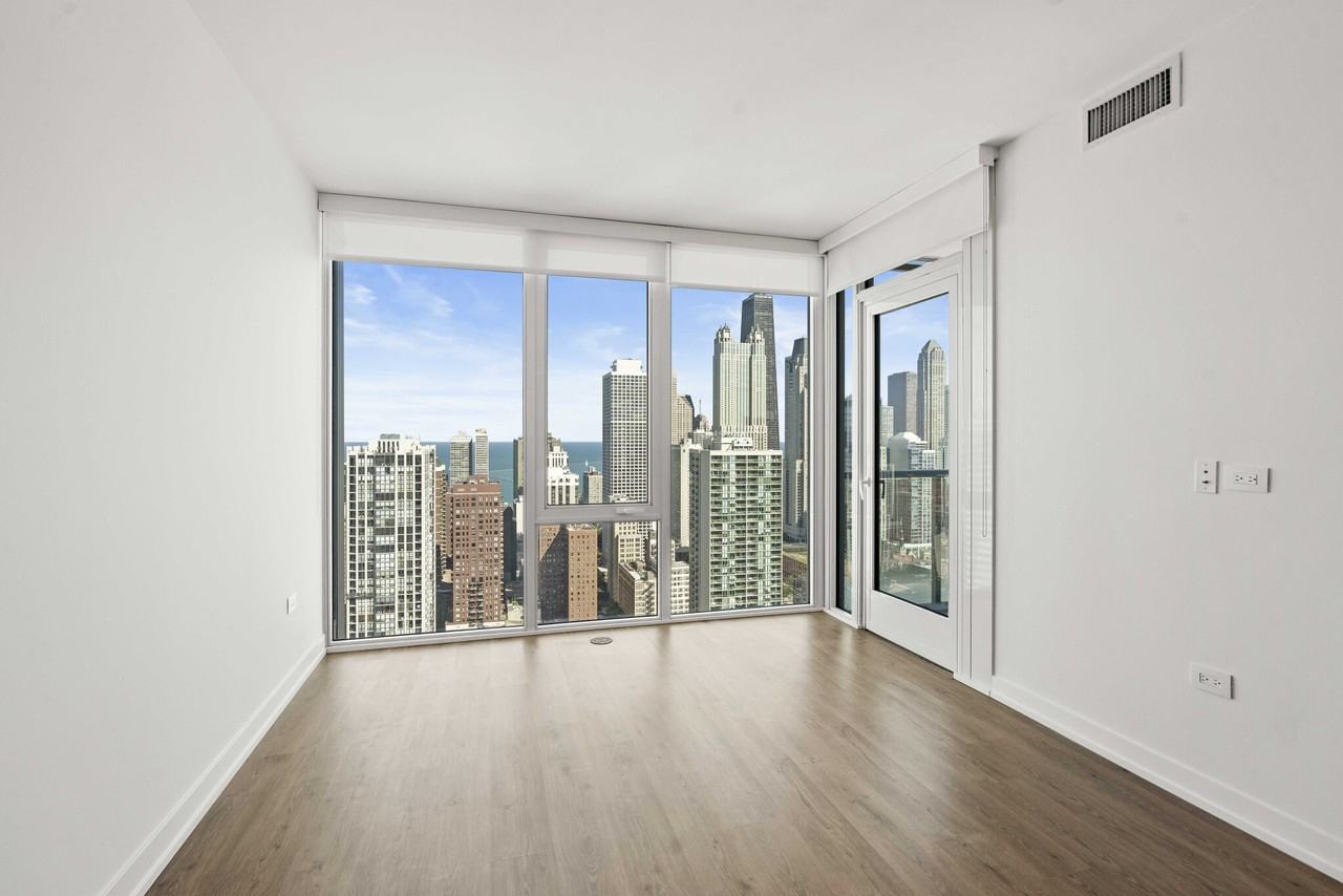 202 W Hill St #1-1DEN - Photo 5 of 24