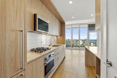 228 W Hill St #1-1 - Photo 1 of 1