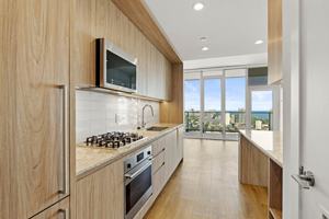 featured image of 228 W Hill St #1-1