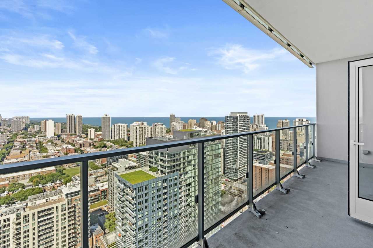 228 W Hill St #1-1 - Photo 7 of 38