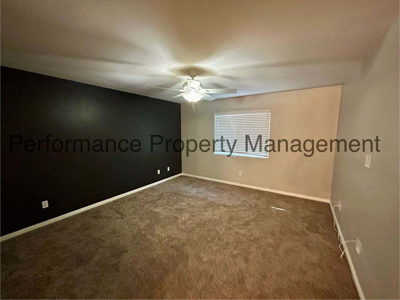 7011 Crossroads Dr - Photo 7 of 23