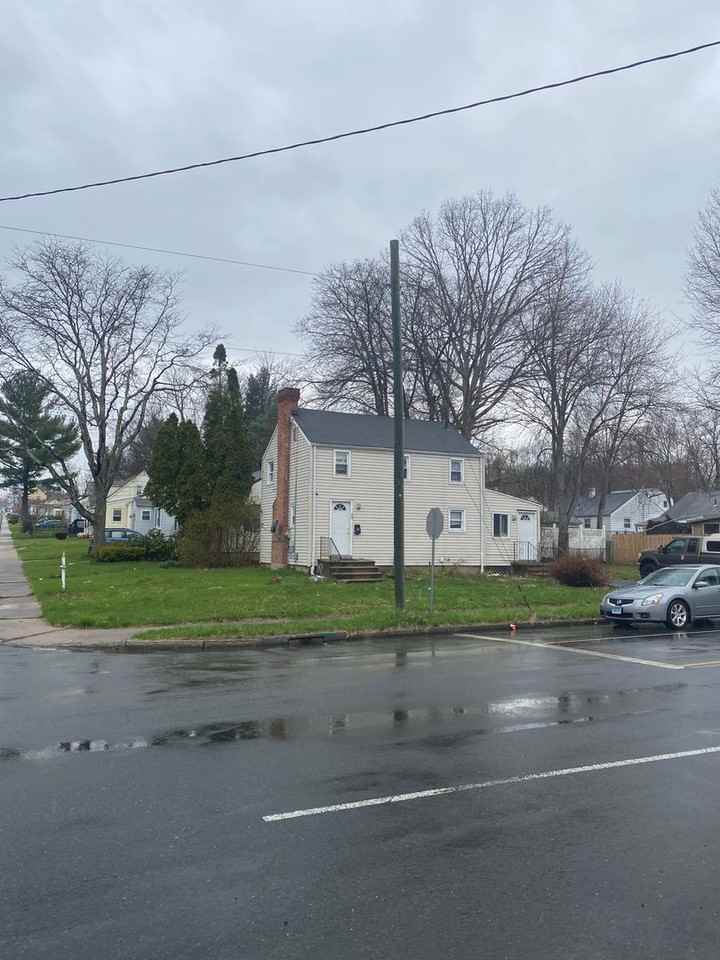88 E Burnham St - Photo 2 of 6