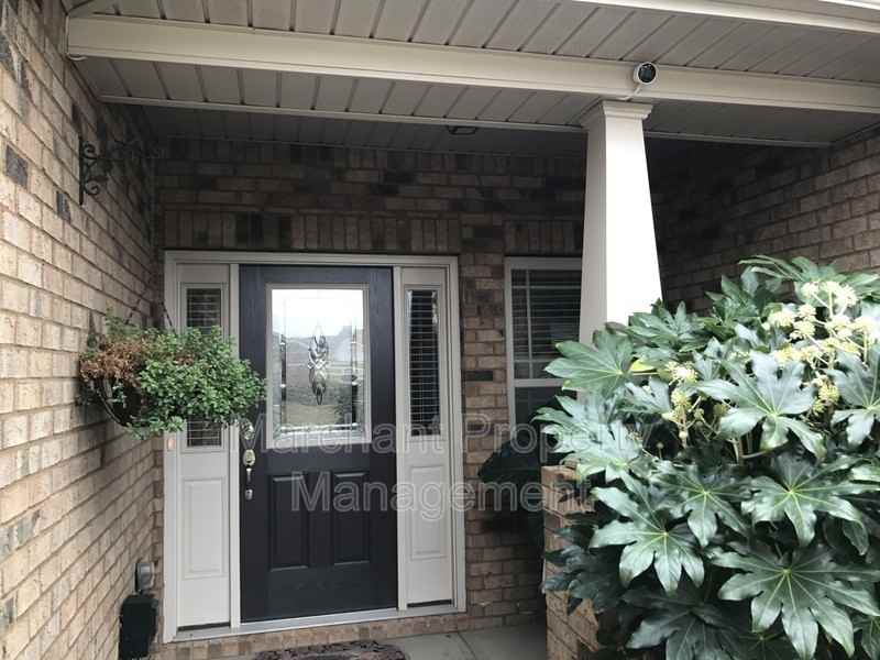 500 Airdale Lane - Photo 3 of 27