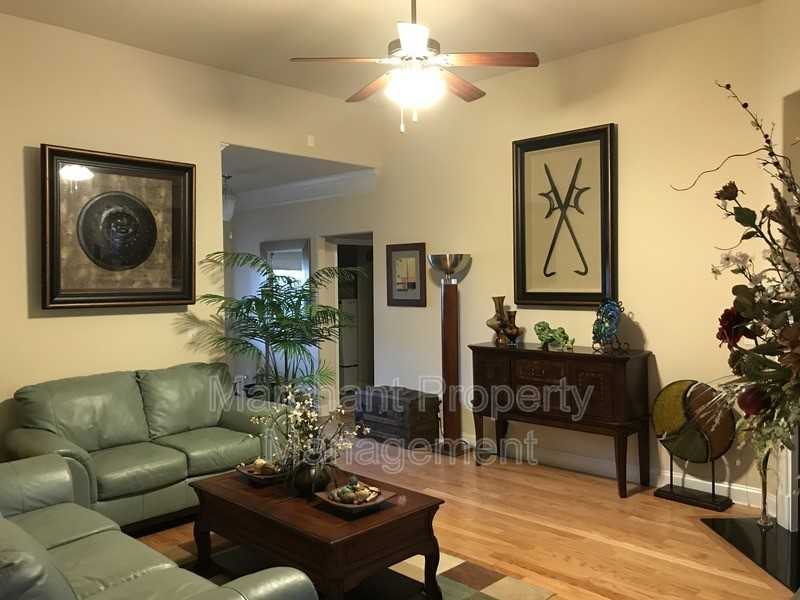 500 Airdale Lane - Photo 4 of 27