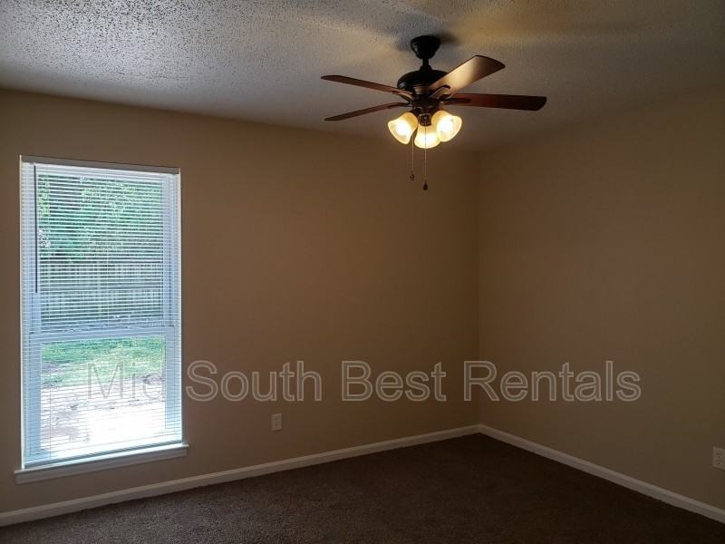 8009 Burnelle Dr - Photo 5 of 8