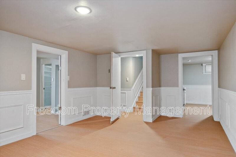 810 N 6th East St - Photo 2 of 8