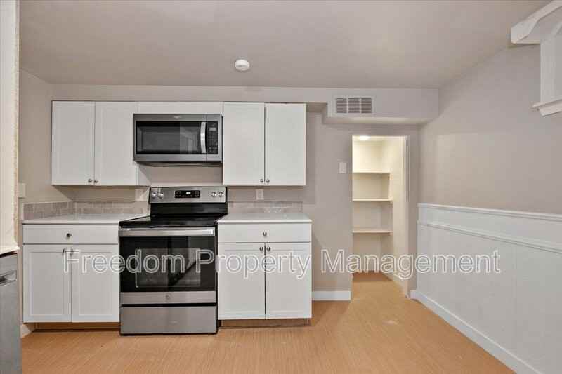 810 N 6th East St - Photo 3 of 8