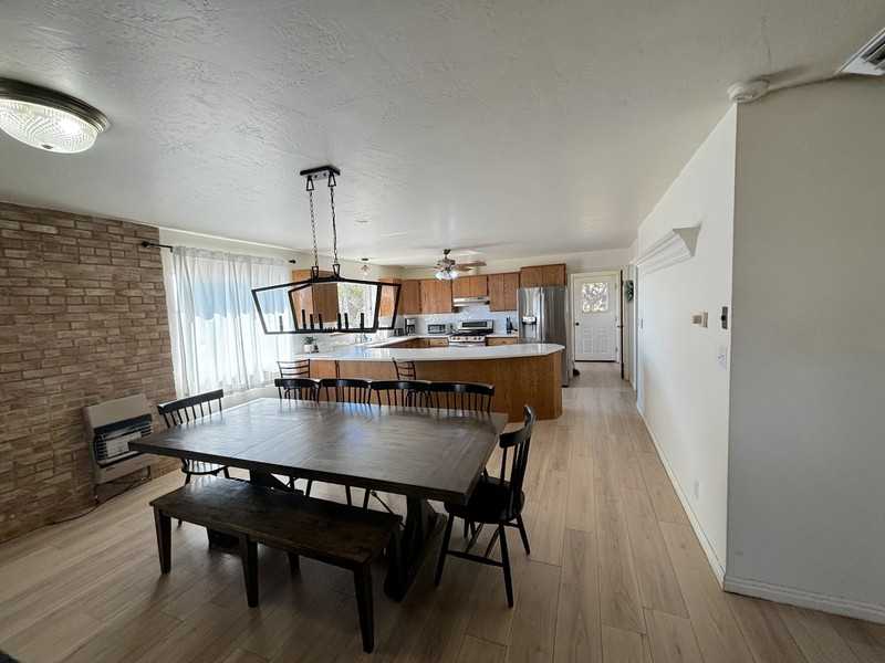 2020 N Blue Mountain Rd - Photo 3 of 32