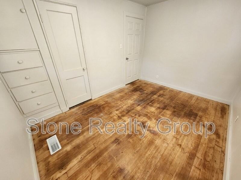 624 View Ave - Photo 5 of 12