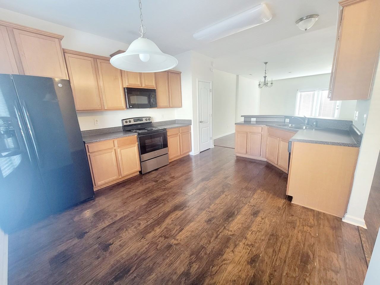 5423 Big Bass Drive - Photo 4 of 42