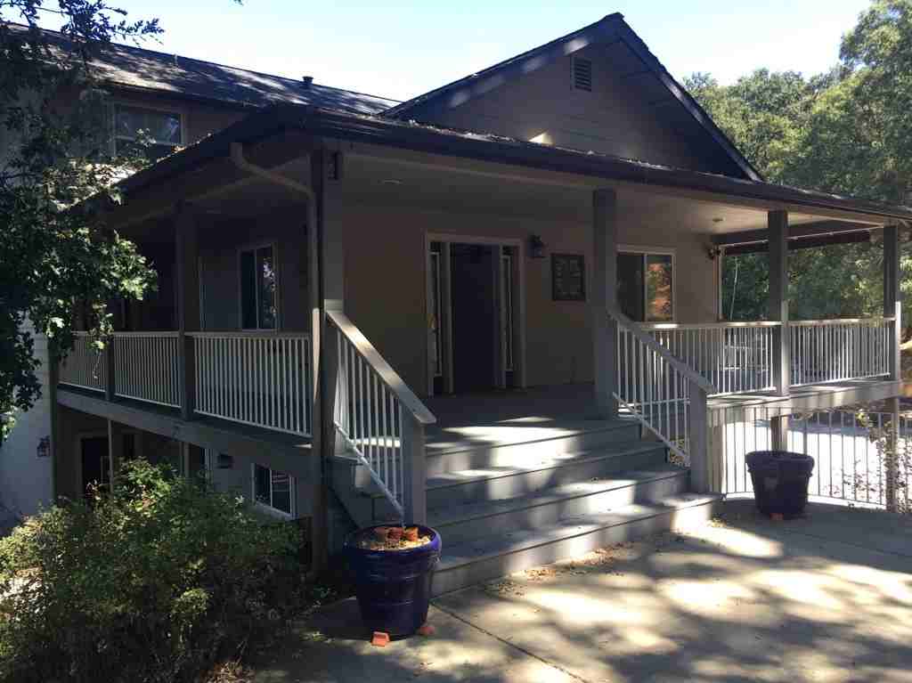 2122 Scotts Valley Rd - Photo 2 of 23