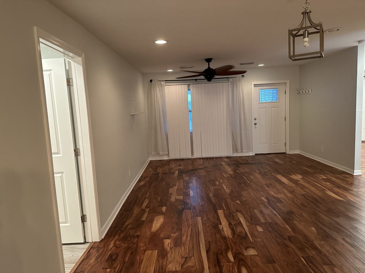 2730 46th Ter N - Photo 4 of 9