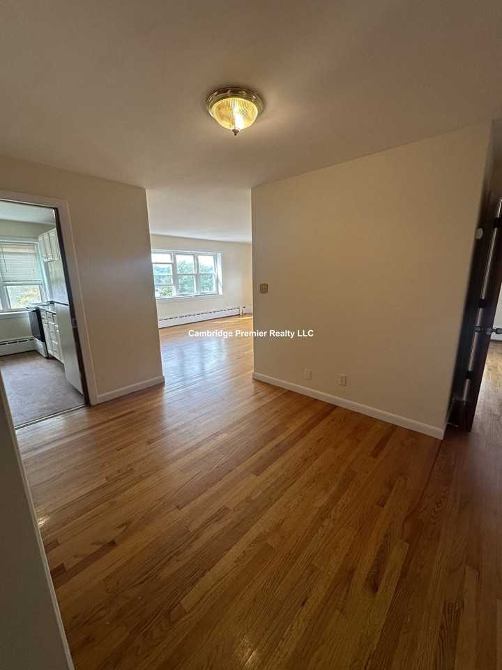 Tufts St #506 - Photo 3 of 14