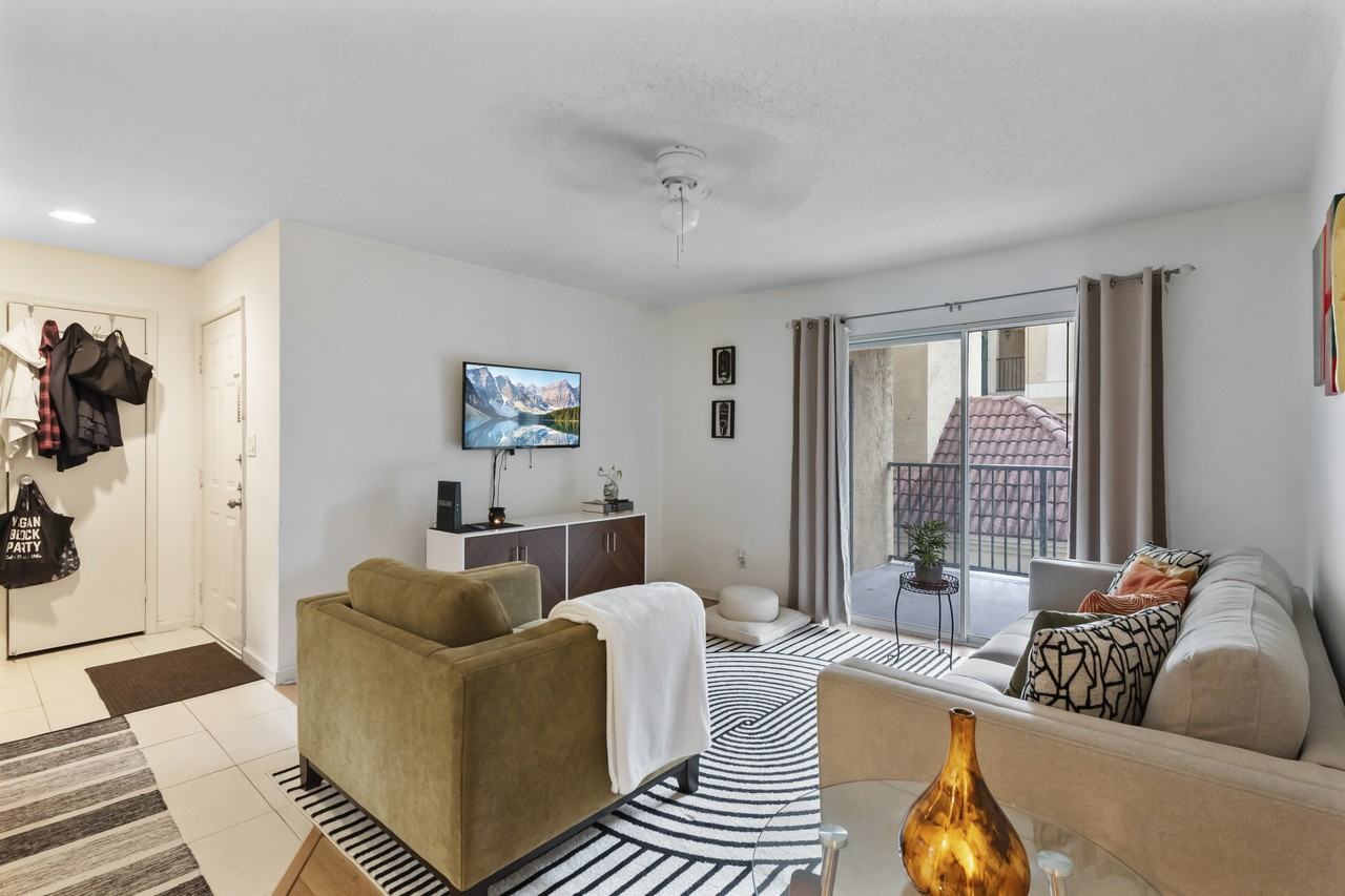 755 Riverside Drive #0000 - Photo 7 of 19