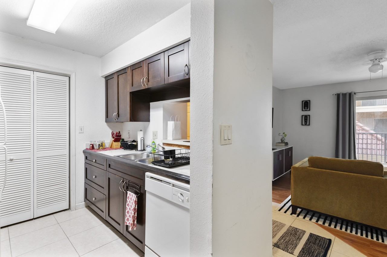 755 Riverside Drive #0000 - Photo 3 of 19