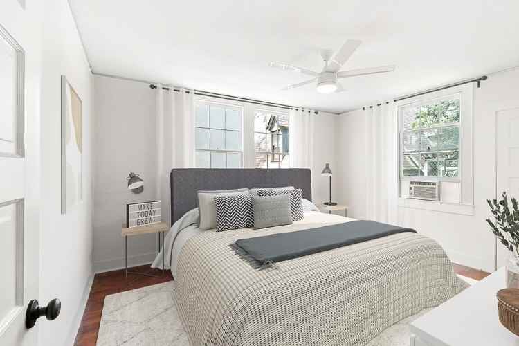 1030 Short St #D - Photo 5 of 14