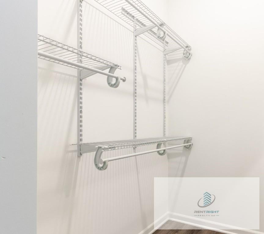 2550 S Wabash Ave #304 - Photo 6 of 16