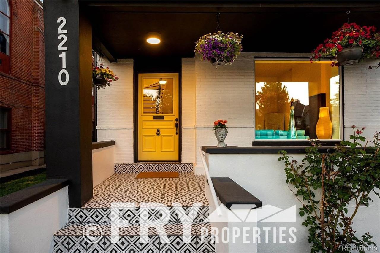 2210 N Marion St - Photo 4 of 37