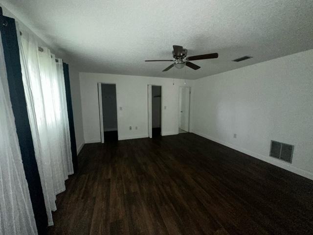 3228 Davis St - Photo 7 of 12