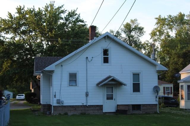 115 E Elm St - Photo 2 of 3