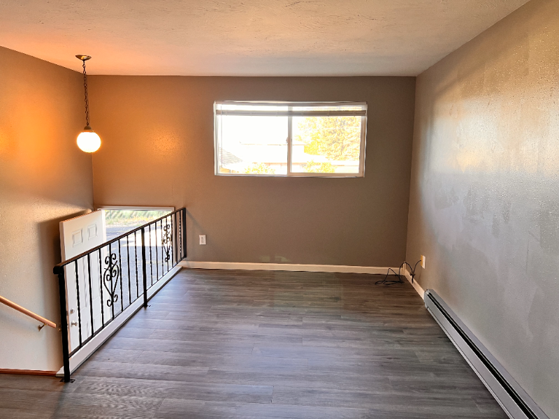 117 E Euclid Ave #4 - Photo 4 of 14